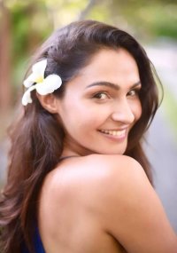 andrea jeremiah_teluguvox 1